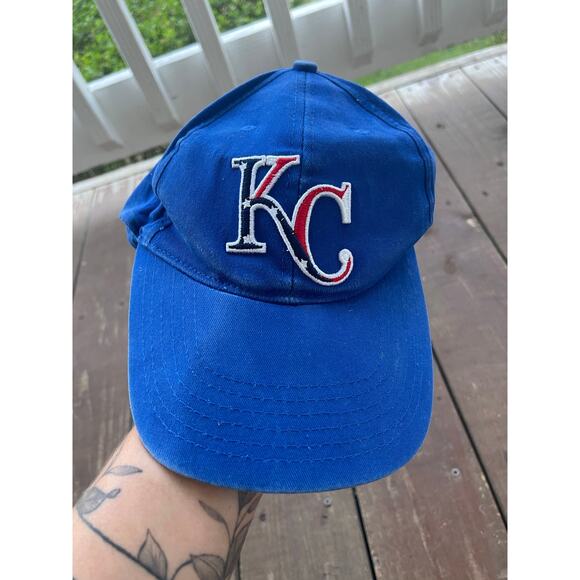 Adult OSFM KC Royals hat with american flag design - Picture 1 of 3